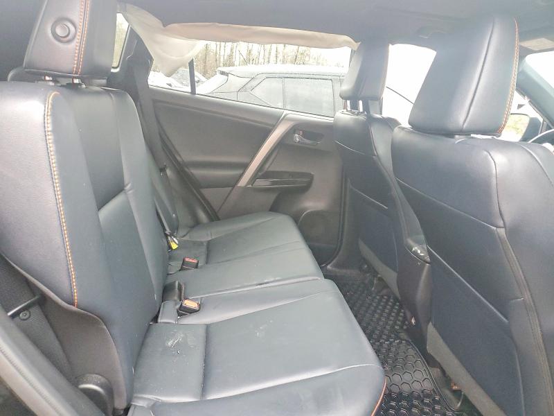 Продаж на аукціоні авто 2017 Toyota Rav4, vin: 2T3JFREV2HW570083, номер лоту: 46700116