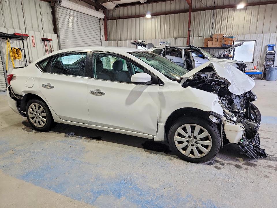 Продажа на аукционе авто 2017 Nissan Sentra, vin: 3N1AB7AP4HY349797, номер лота: 51659836