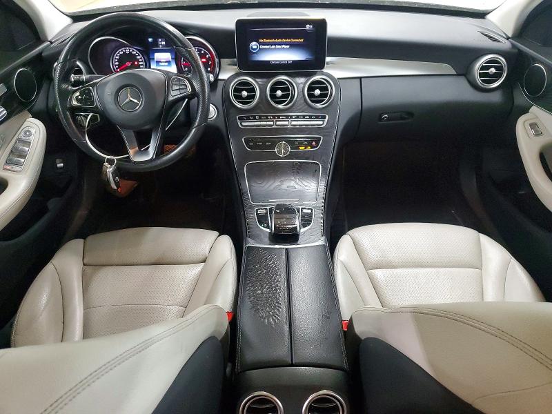 51827446 :رقم المزاد ، 55SWF4KB3GU175335 vin ، 2016 Mercedes-benz C مزاد بيع