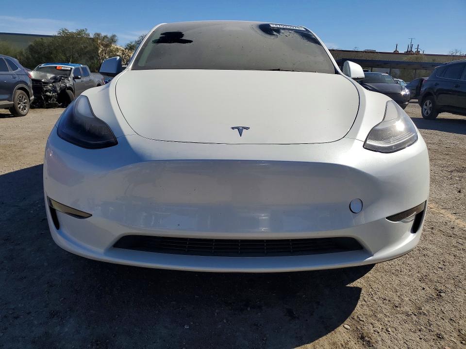 Продаж на аукціоні авто 2025 Tesla Model Y, vin: 7SAYGDED5SF216144, номер лоту: 47925976
