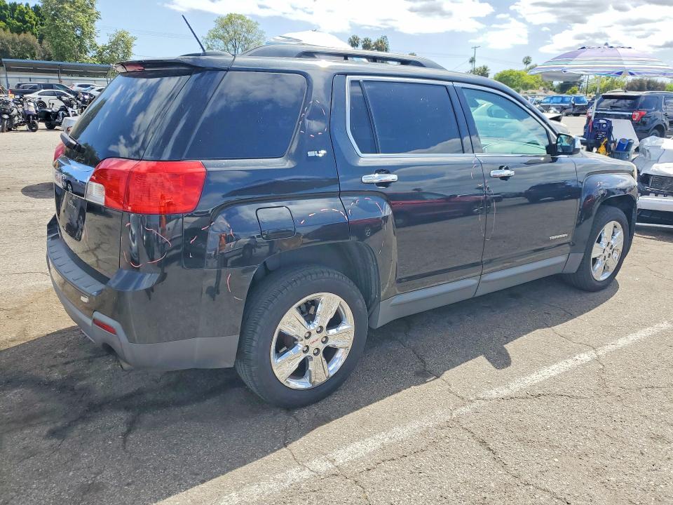 51433246 :رقم المزاد ، 2GKFLSE38F6135988 vin ، 2015 Gmc Terrain مزاد بيع