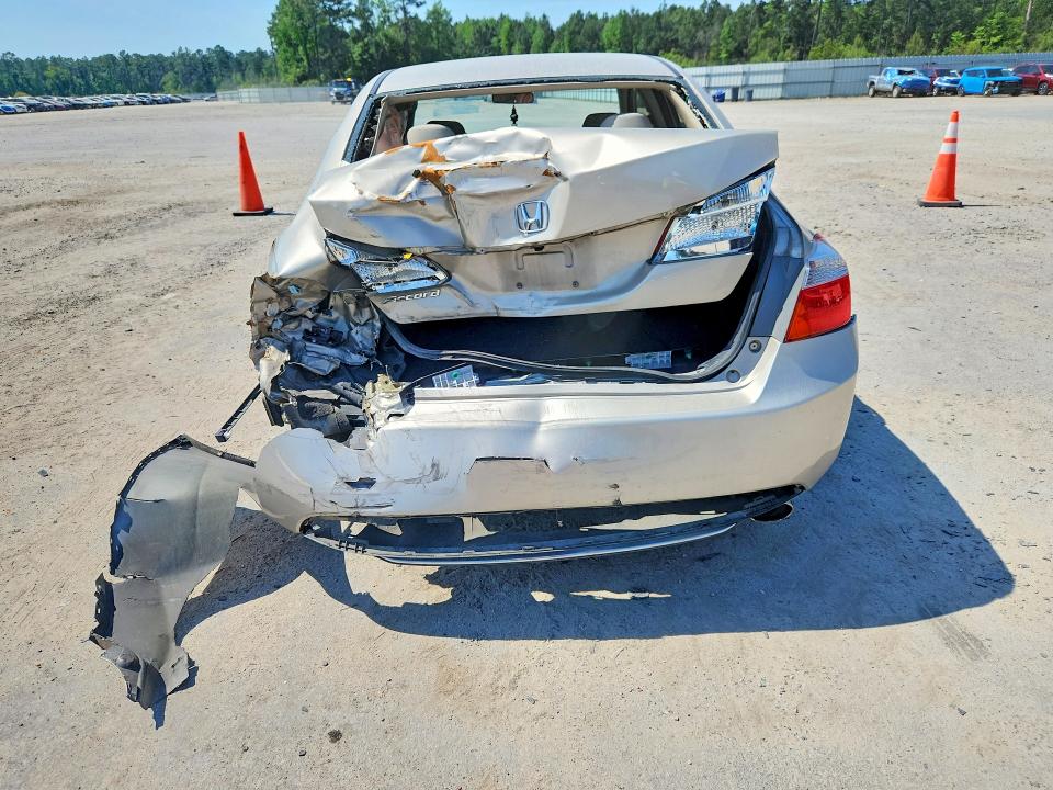 2014 Honda Accord მანქანა იყიდება აუქციონზე, vin: 1HGCR2F37EA025805, აუქციონის ნომერი: 49975016