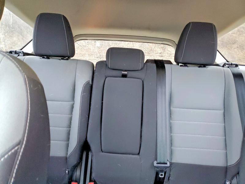2016 Ford Escape მანქანა იყიდება აუქციონზე, vin: 1FMCU9GX1GUB86364, აუქციონის ნომერი: 48318686