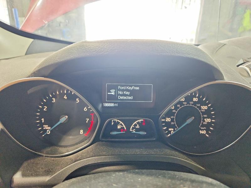 2018 Ford Escape მანქანა იყიდება აუქციონზე, vin: 1FMCU9J99JUB24812, აუქციონის ნომერი: 51073246