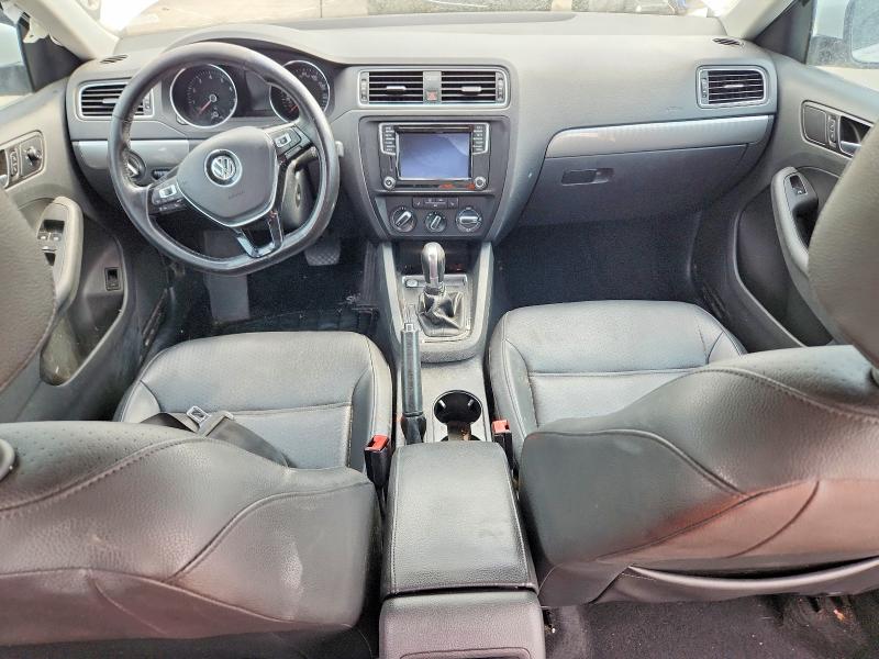 50177866 :رقم المزاد ، 3VWDB7AJ7HM308316 vin ، 2017 Volkswagen Jetta مزاد بيع