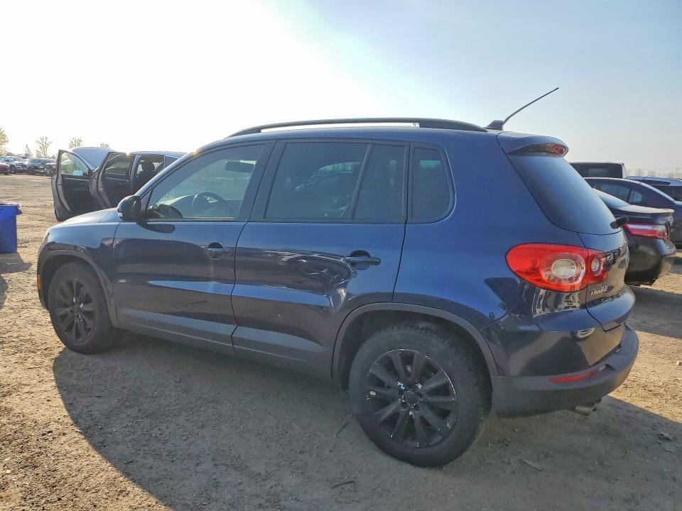 51152576 :رقم المزاد ، WVGBV7AX9BW504346 vin ، 2011 Volkswagen Tiguan مزاد بيع
