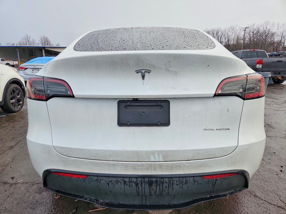 Продаж на аукціоні авто 2025 Tesla Model Y, vin: 7SAYGDEEXSA371309, номер лоту: 47975306