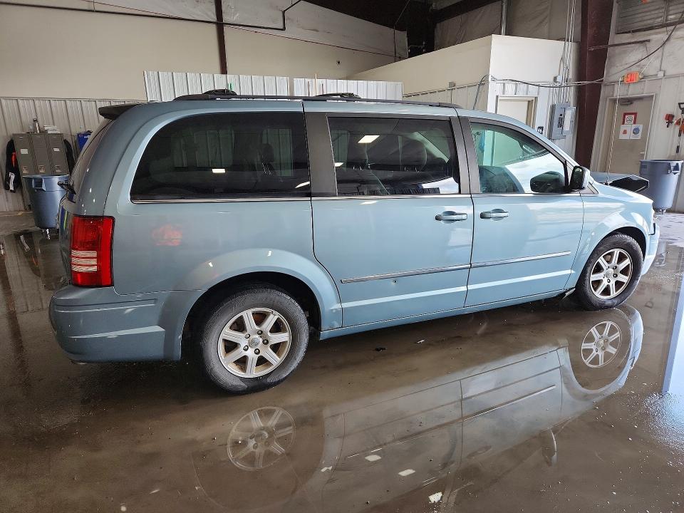 Продажа на аукционе авто 2010 Chrysler Town & Country, vin: 2A4RR8DX8AR376479, номер лота: 51282176