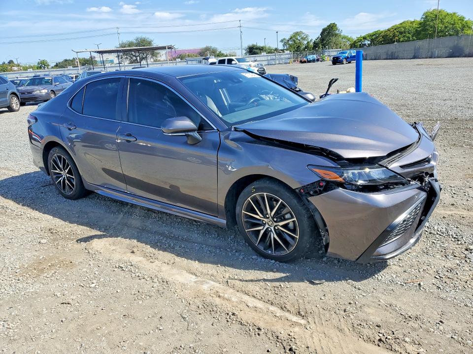 Продажа на аукционе авто 2023 Toyota Camry, vin: 4T1G11AK2PU744490, номер лота: 51724346
