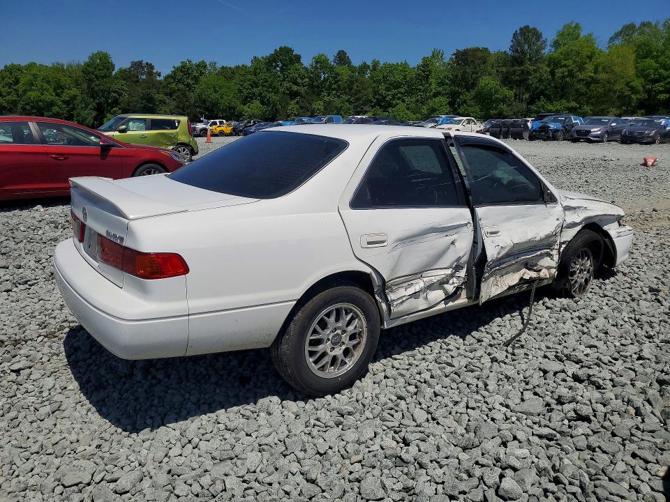 51156406 :رقم المزاد ، 4T1BG22K7YU937149 vin ، 2000 Toyota Camry مزاد بيع