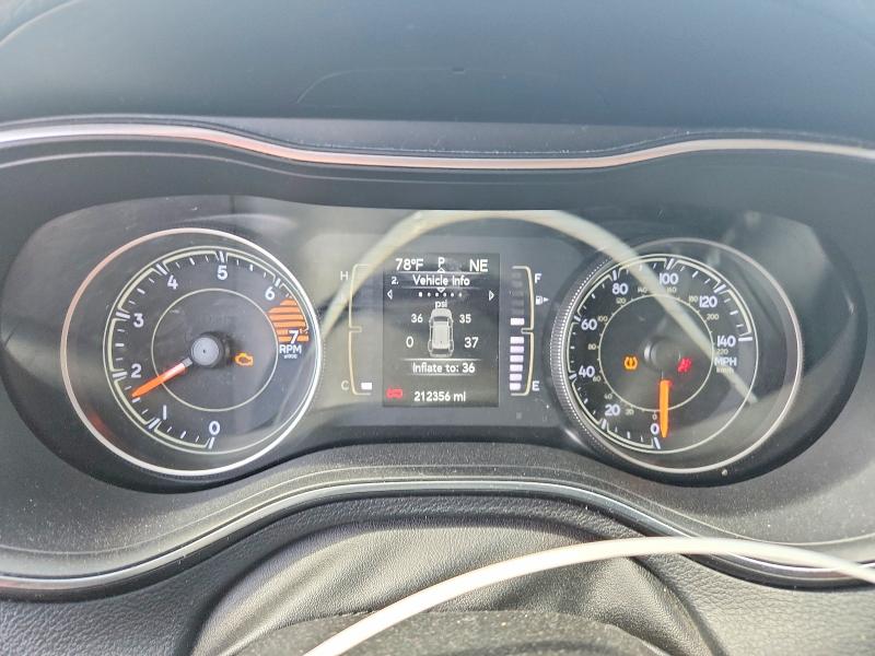 Продажа на аукционе авто 2019 Jeep Cherokee, vin: 1C4PJLCB2KD206653, номер лота: 50820496