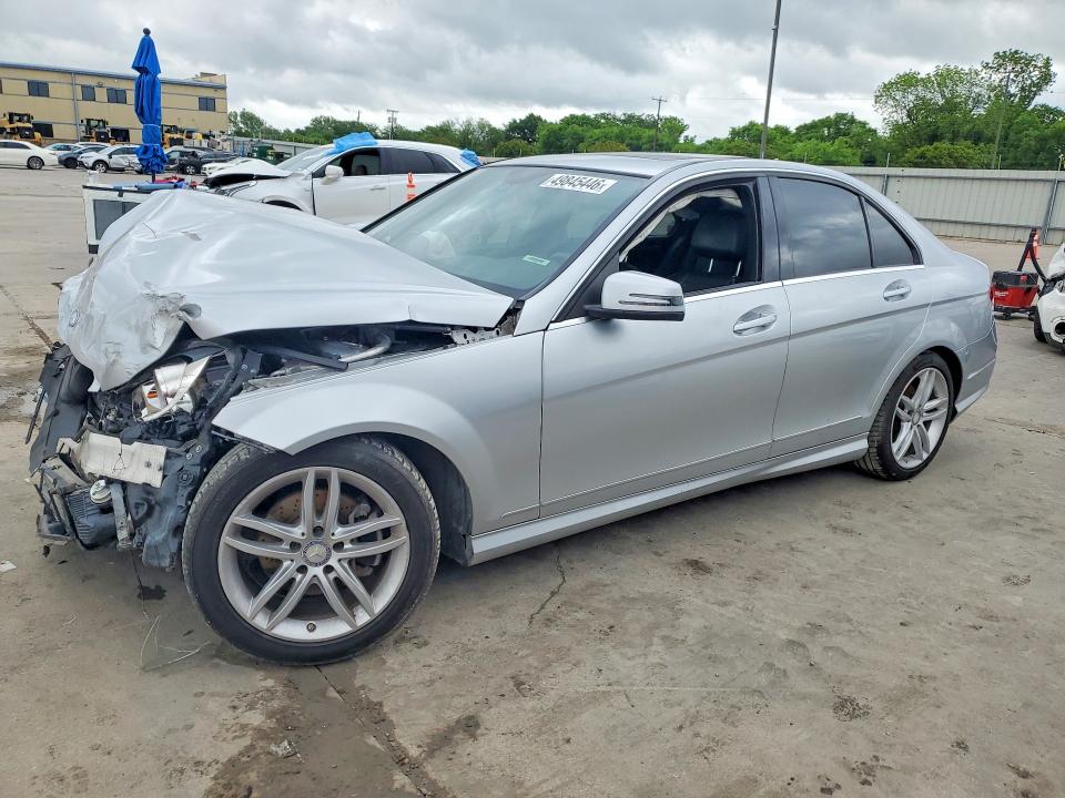 Продажа на аукционе авто 2013 Mercedes-benz C, vin: WDDGF4HB8DR287749, номер лота: 49845446