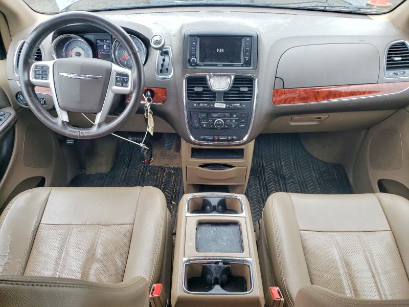 48468496 :رقم المزاد ، 2C4RC1CG8FR514805 vin ، 2015 Chrysler Town & Country مزاد بيع