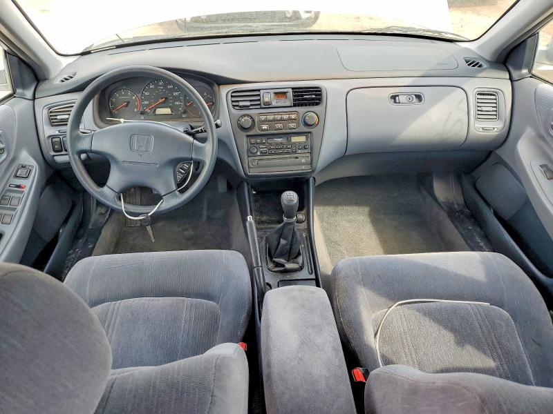 Продаж на аукціоні авто 2000 Honda Accord, vin: 1HGCG6554YA106930, номер лоту: 49443686