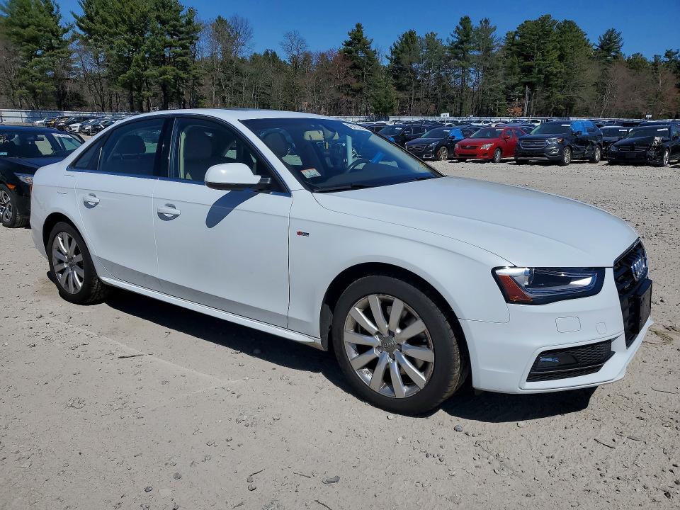 Продаж на аукціоні авто 2015 Audi A4, vin: WAUBFAFLXFN018979, номер лоту: 48413746