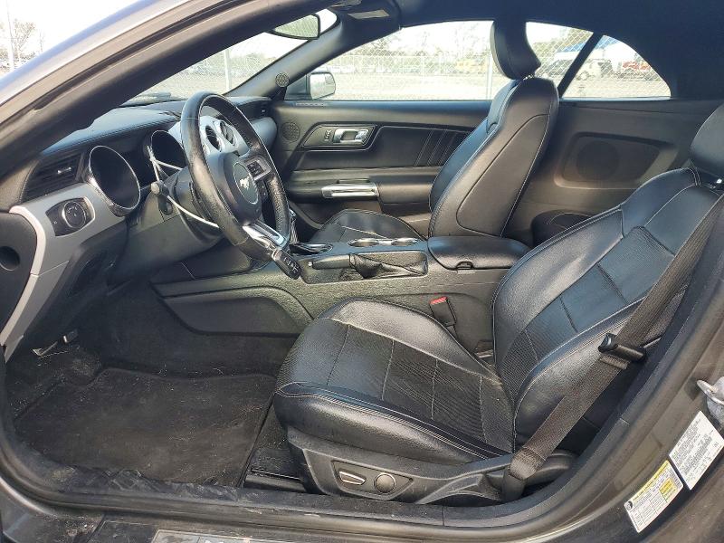 49641226 :رقم المزاد ، 1FATP8UH7H5204256 vin ، 2017 Ford Mustang مزاد بيع