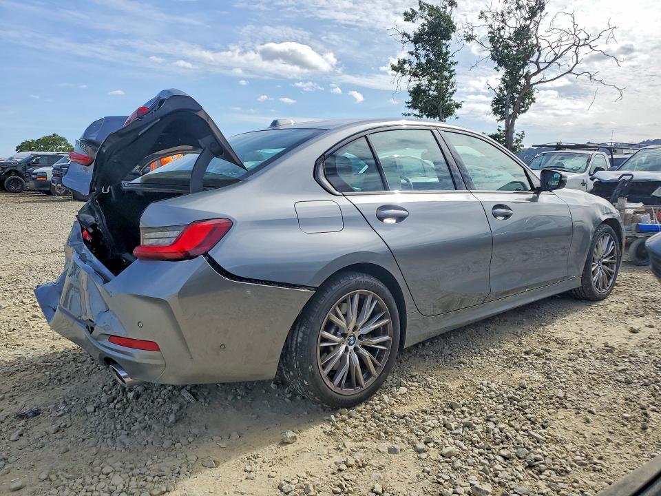50134416 :رقم المزاد ، 3MW69FF05P8D18025 vin ، 2023 Bmw 330i مزاد بيع