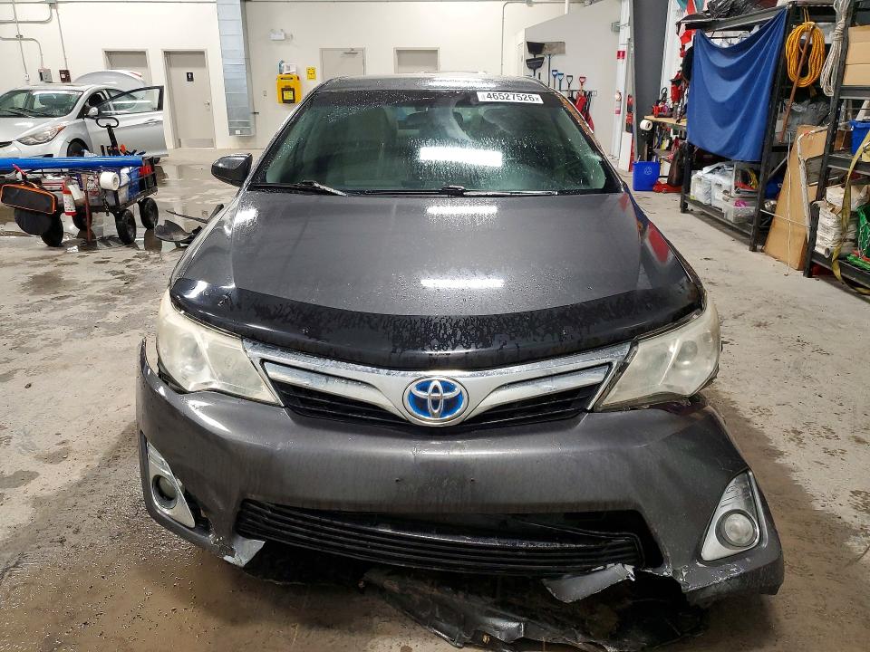 46527526 :رقم المزاد ، 4T1BD1FKXCU012144 vin ، 2012 Toyota Camry Hybrid مزاد بيع