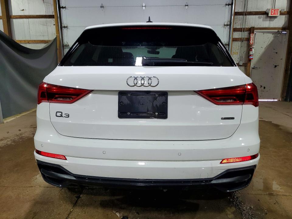 50481026 :رقم المزاد ، WA1DECF39S1021507 vin ، 2025 Audi Q3 مزاد بيع