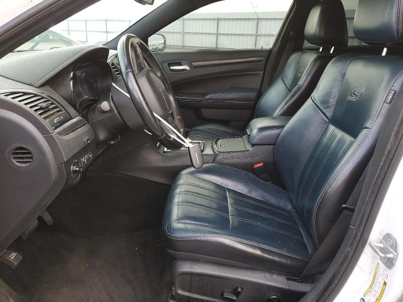 Продажа на аукционе авто 2016 Chrysler 300, vin: 2C3CCABG5GH233807, номер лота: 50684716
