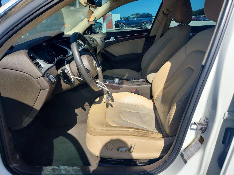 Продаж на аукціоні авто 2016 Audi A4, vin: WAUEFAFL5GN006298, номер лоту: 51682156