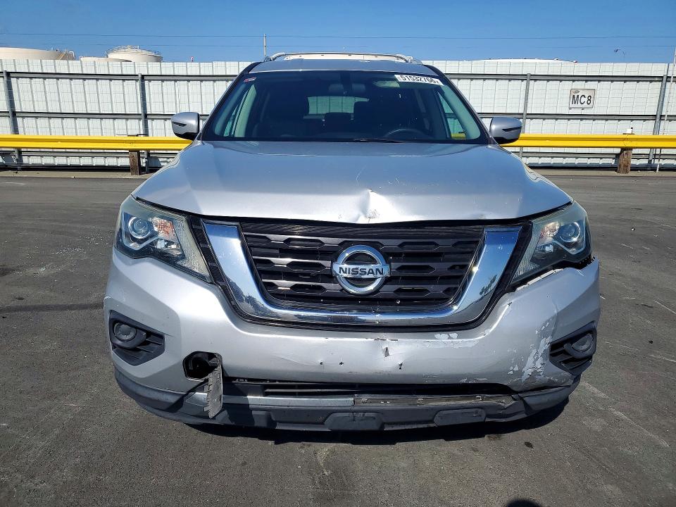 51532766 :رقم المزاد ، 5N1DR2MM1HC900444 vin ، 2017 Nissan Pathfinder مزاد بيع