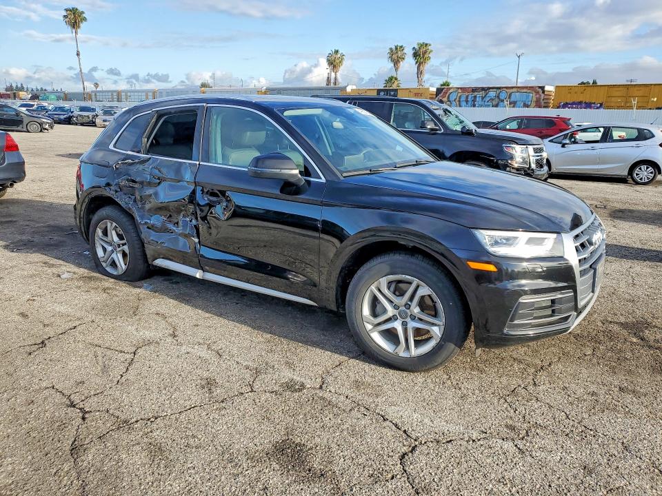 Продажа на аукционе авто 2018 Audi Q5, vin: WA1BNAFY4J2184601, номер лота: 49607846