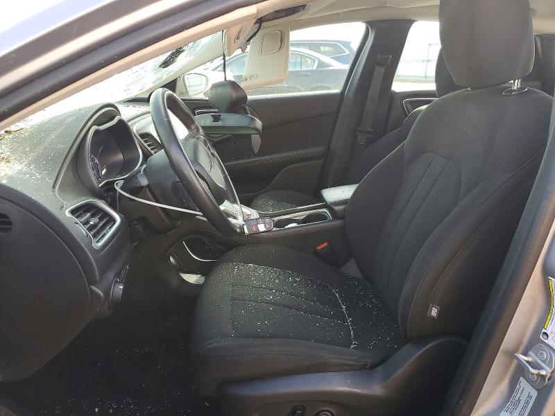 Продажа на аукционе авто 2015 Chrysler 200, vin: 1C3CCCAB1FN701930, номер лота: 49182456