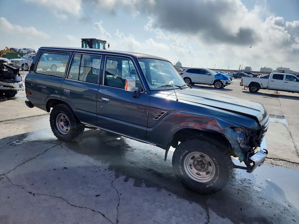 47760976 :رقم المزاد ، JT3FJ62GJ0086117 vin ، 1988 Toyota Land Cruiser مزاد بيع