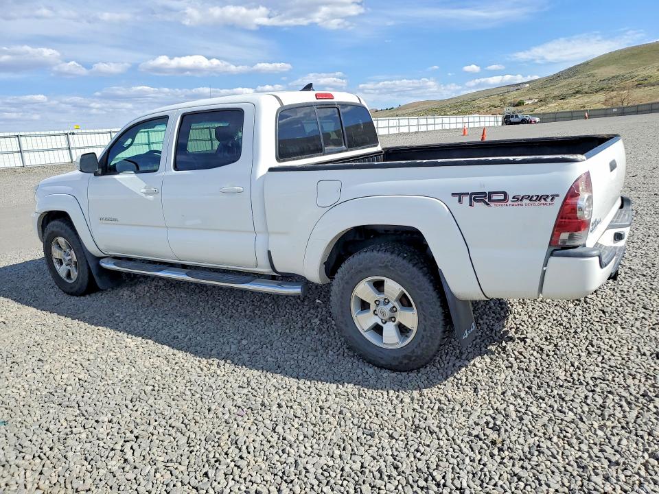 Продажа на аукционе авто 2015 Toyota Tacoma, vin: 3TMMU4FN5FM082135, номер лота: 51371956