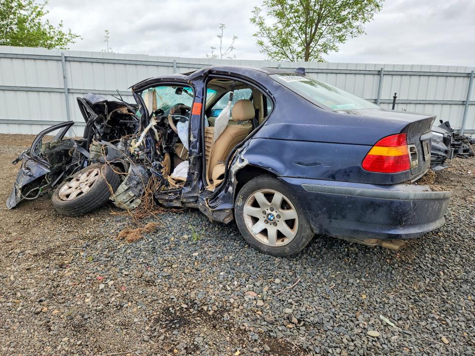 2004 Bmw 325 მანქანა იყიდება აუქციონზე, vin: WBAET37404NJ42524, აუქციონის ნომერი: 50589546