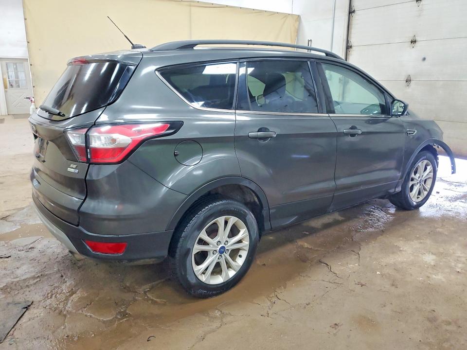 2018 Ford Escape მანქანა იყიდება აუქციონზე, vin: 1FMCU9GD5JUD43133, აუქციონის ნომერი: 50474026