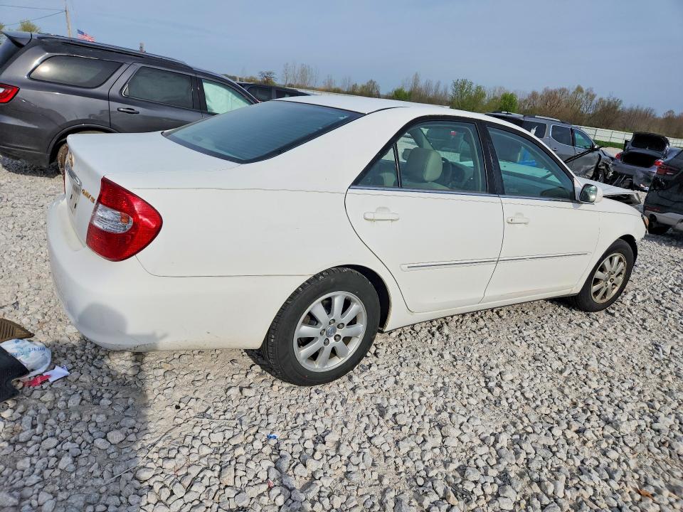 51177776 :رقم المزاد ، 4T1BE30K22U066313 vin ، 2002 Toyota Camry مزاد بيع