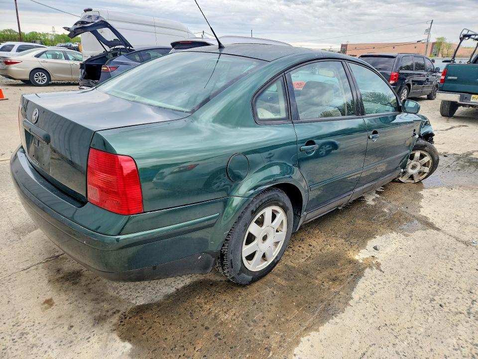 Продажа на аукционе авто 1999 Volkswagen Passat, vin: WVWMA63BXXE520282, номер лота: 50626066