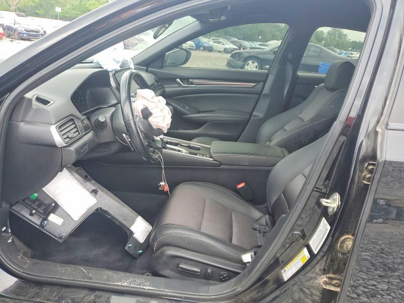 51815126 :رقم المزاد ، 1HGCV1F31LA137700 vin ، 2020 Honda Accord مزاد بيع