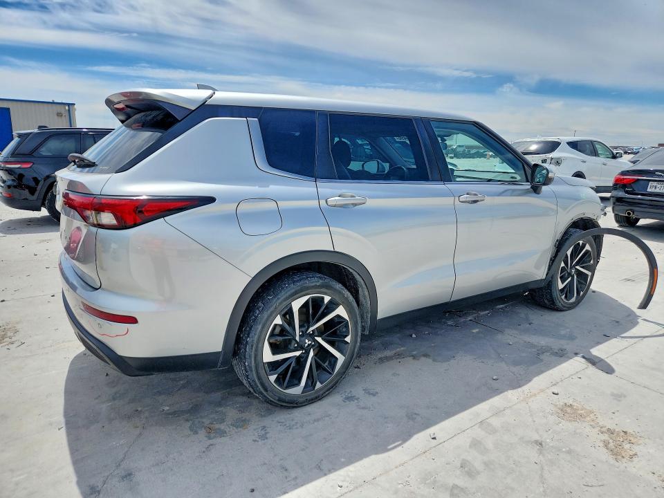 Продаж на аукціоні авто 2022 Mitsubishi Outlander, vin: JA4J4TA88NZ045313, номер лоту: 48784496
