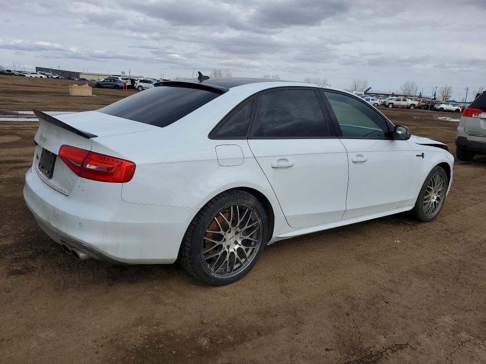 49975466 :رقم المزاد ، WAUFGCFL8FA005679 vin ، 2015 Audi S4 مزاد بيع