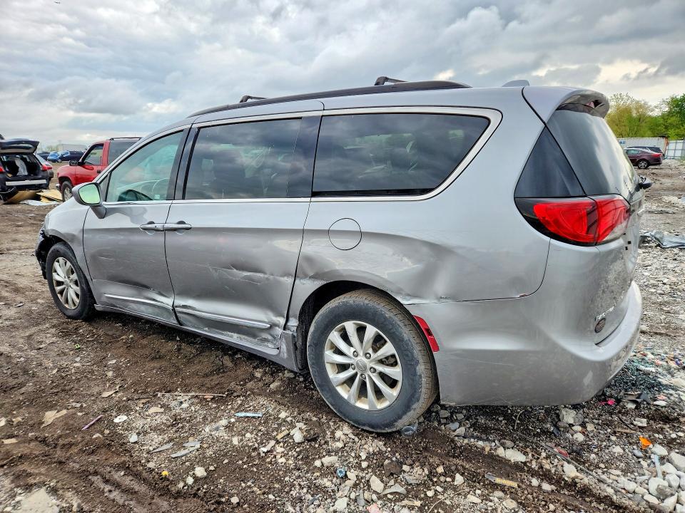 Продажа на аукционе авто 2017 Chrysler Pacifica, vin: 2C4RC1BG8HR540227, номер лота: 51876736