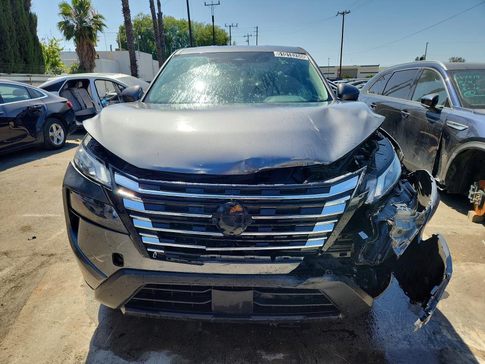 51016256 :رقم المزاد ، 5N1BT3BA7SC826445 vin ، 2025 Nissan Rogue مزاد بيع