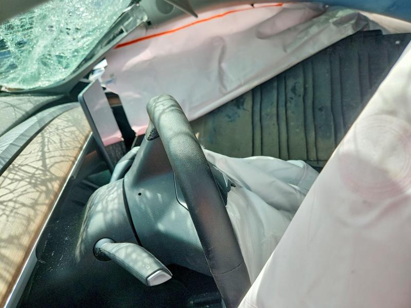 50436006 :رقم المزاد ، 7SAYGDEE8RF191694 vin ، 2024 Tesla Model Y مزاد بيع