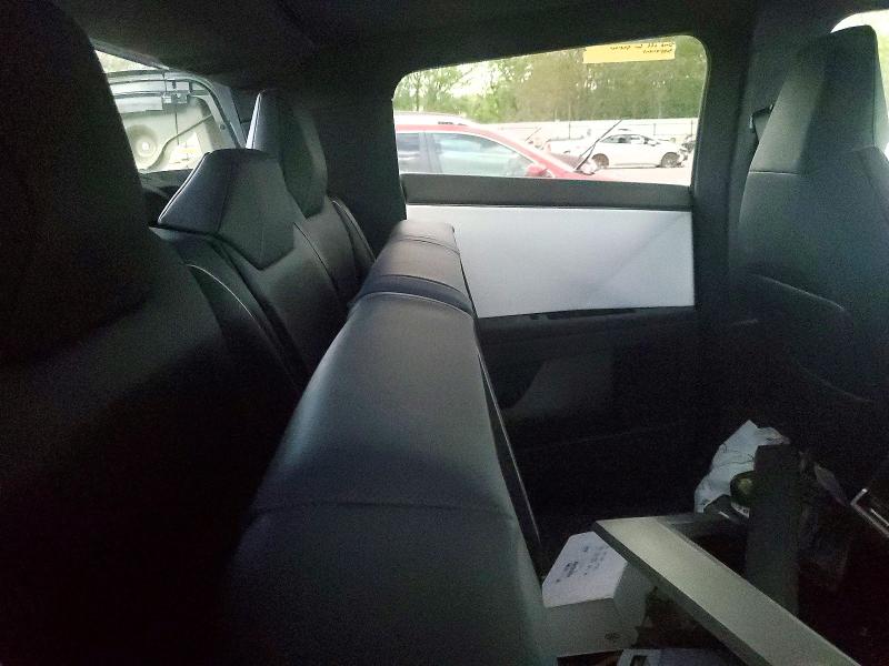 48506956 :رقم المزاد ، 7G2CEHED0RA010478 vin ، 2024 Tesla Cybertruck مزاد بيع