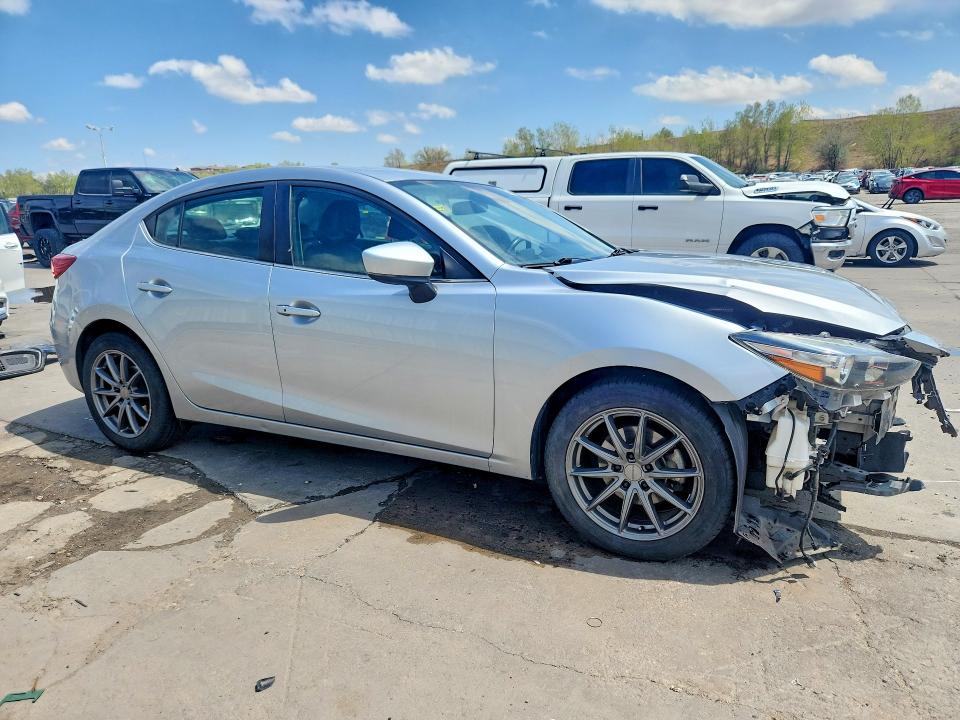 2017 Mazda 3 მანქანა იყიდება აუქციონზე, vin: 3MZBN1V75HM151072, აუქციონის ნომერი: 51312576