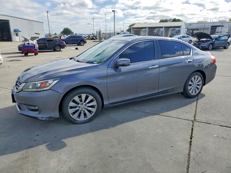 2013 Honda Accord მანქანა იყიდება აუქციონზე, vin: 1HGCR2F81DA161874, აუქციონის ნომერი: 49835326