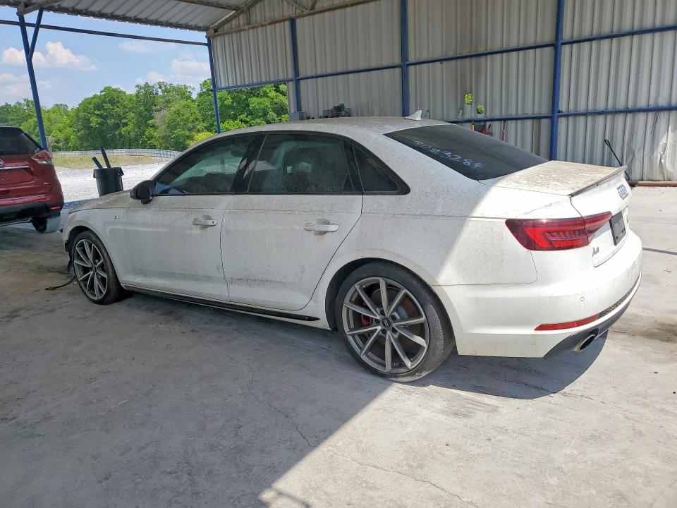 50677736 :رقم المزاد ، WAUENAF42JA145878 vin ، 2018 Audi A4 مزاد بيع