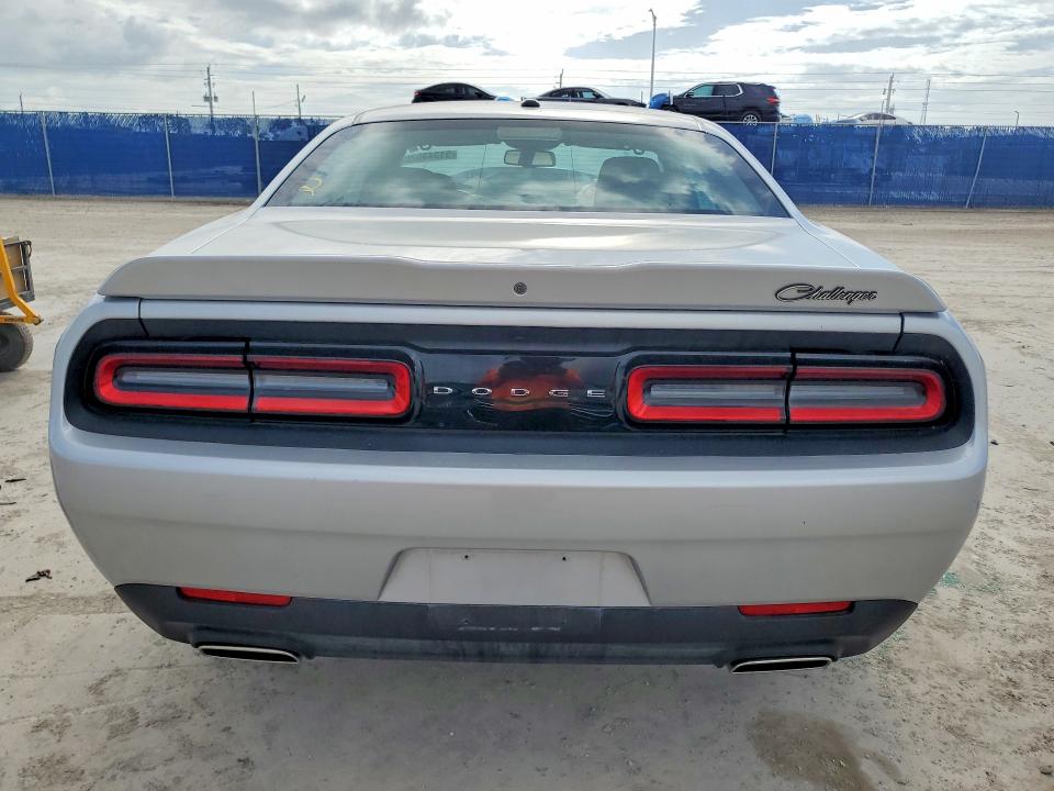 51343526 :رقم المزاد ، 2C3CDZAG7LH206700 vin ، 2020 Dodge Challenger مزاد بيع