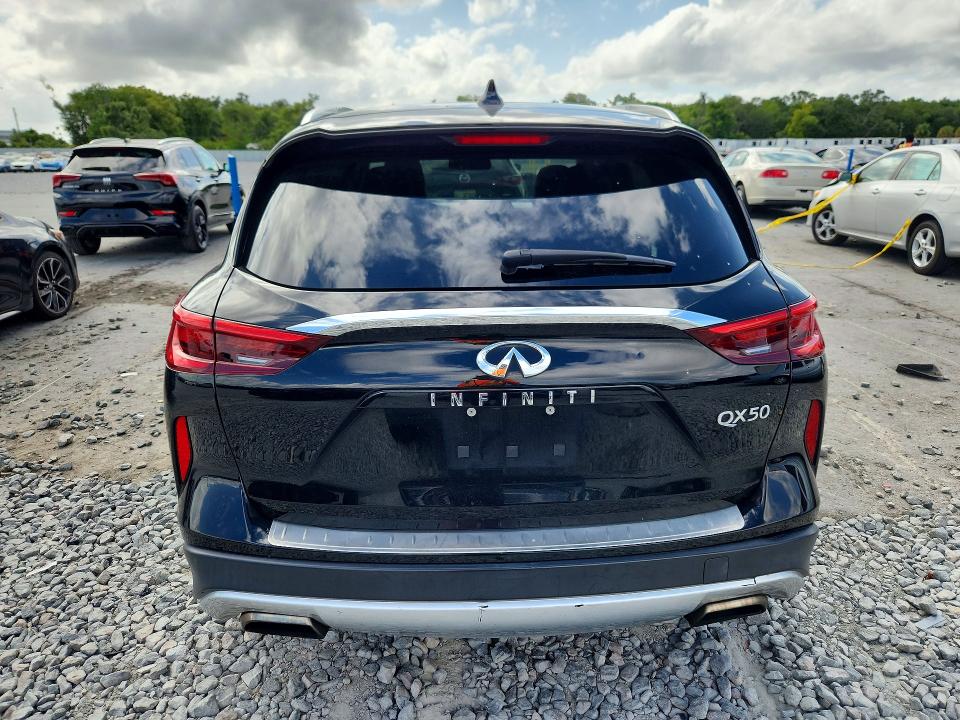 50361766 :رقم المزاد ، 3PCAJ5M16KF106250 vin ، 2019 Infiniti Qx50 مزاد بيع