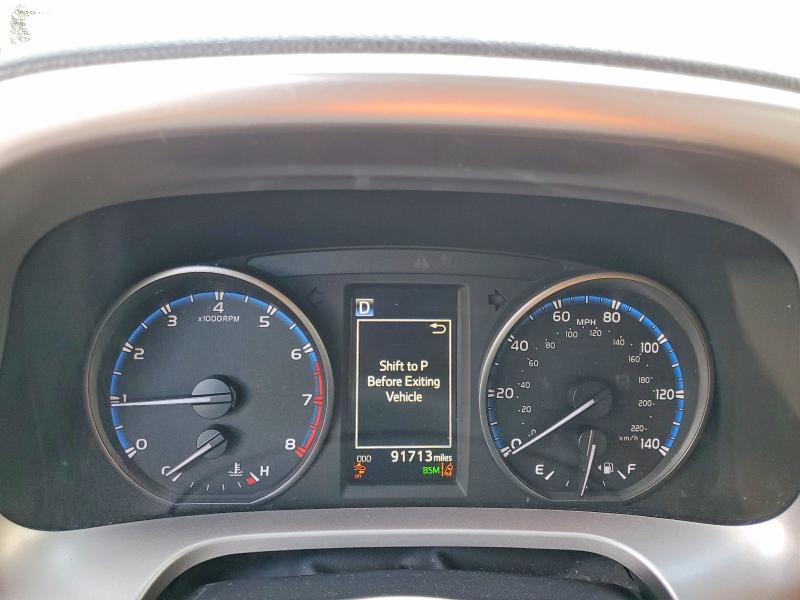 Продажа на аукционе авто 2018 Toyota Rav4, vin: JTMWFREV5JJ195848, номер лота: 48391156
