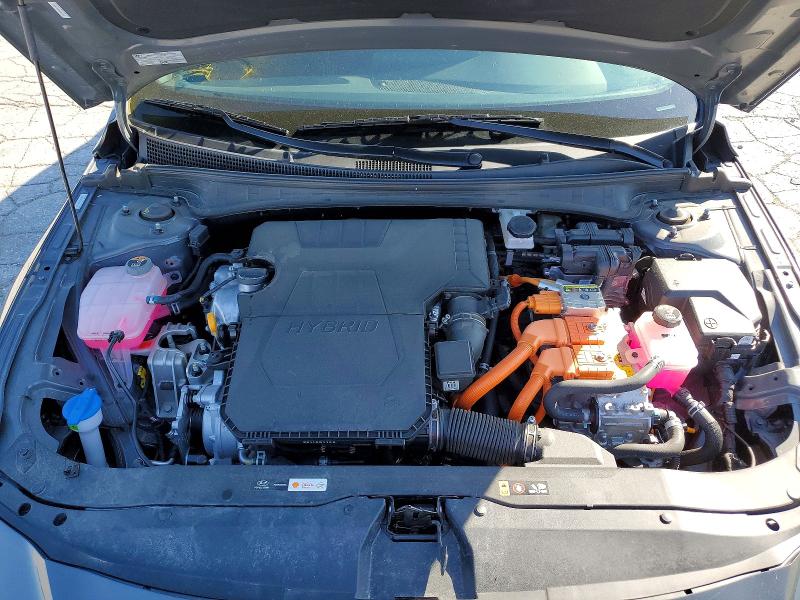 2025 Hyundai Elantra Hybrid მანქანა იყიდება აუქციონზე, vin: KMHLM4DJ7SU161156, აუქციონის ნომერი: 50401236