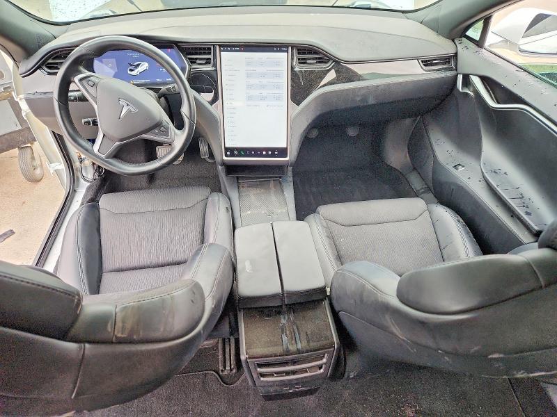 49022726 :رقم المزاد ، 5YJSA1E29JF268778 vin ، 2018 Tesla Model S مزاد بيع