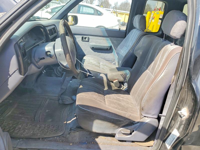 2000 Toyota Tacoma მანქანა იყიდება აუქციონზე, vin: 4TAVL52N1YZ652387, აუქციონის ნომერი: 48459756